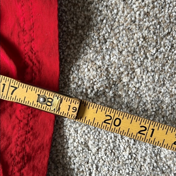 NWOT Patagonia Men's Red Wavefarer Board Swim Shorts 33 - Picture 8 of 8